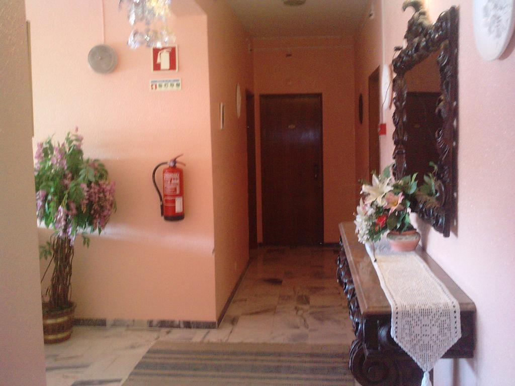 לינה וארוחת בוקר קווארטיירה Residencial Nosso Paraiso מראה חיצוני תמונה