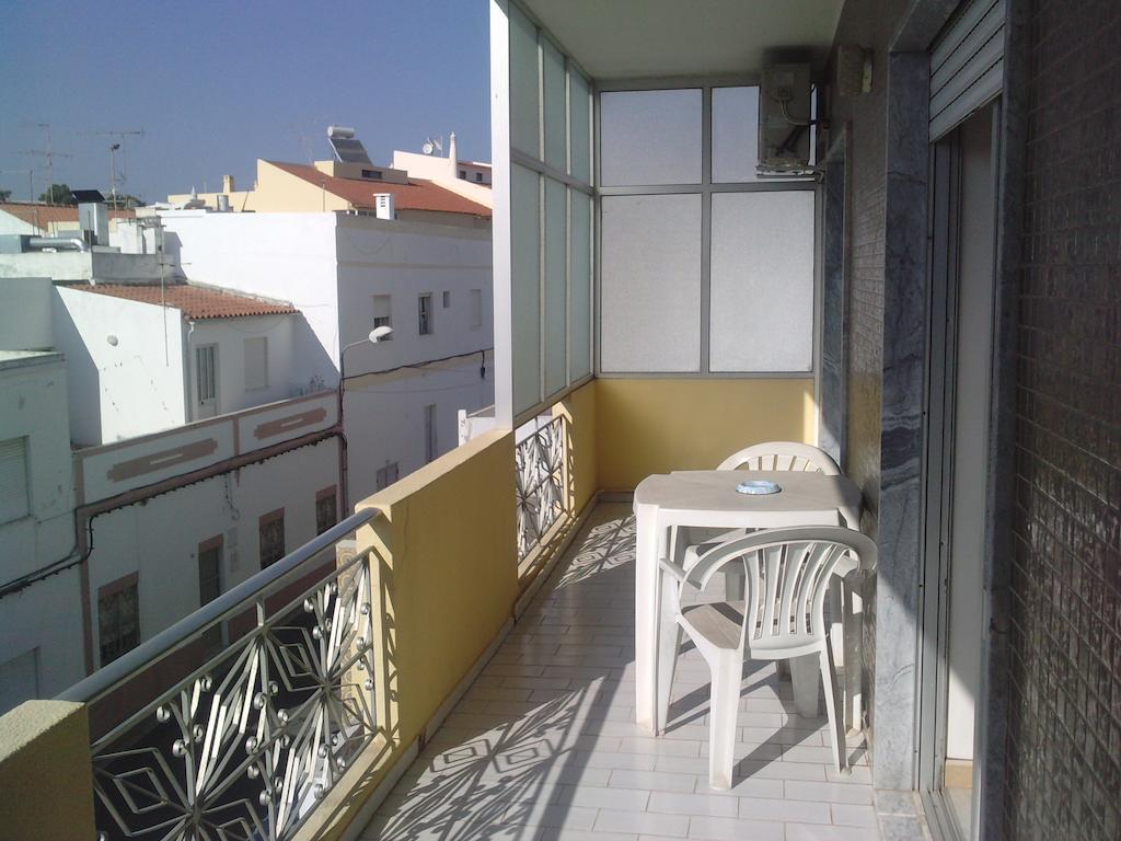 לינה וארוחת בוקר קווארטיירה Residencial Nosso Paraiso חדר תמונה